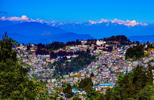 A Postcard from Darjeeling: The Queen of the Hills